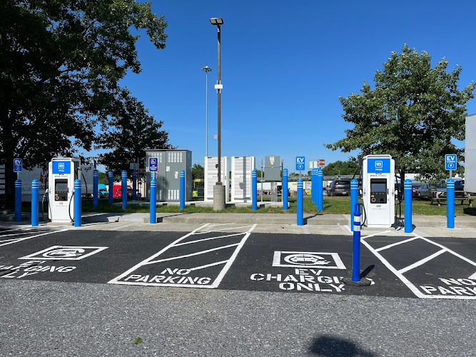 GM Energy Charging Station EV Charging Station at 2210 Camp Swatara Rd