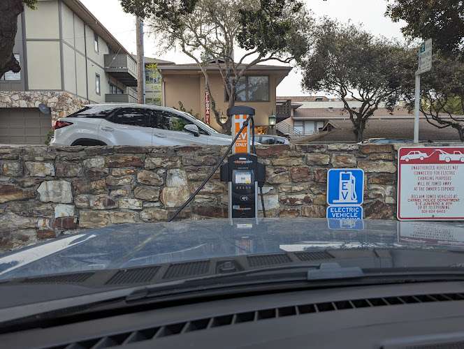 ChargePoint Charging Station EV Charging Station at 1 B 8th Ave