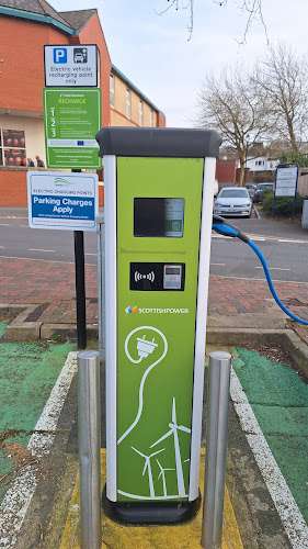 Fuuse Charging Station EV Charging Station at Holland St