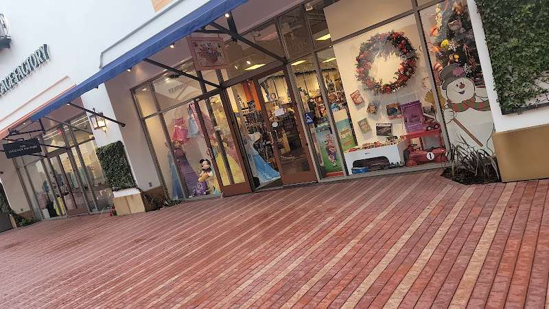 Outlets at San Clemente EV Charging Station at 101 W Avenida Vista Hermosa