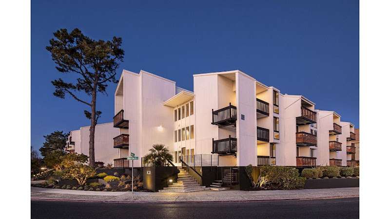 South Shore Apartments EV Charging Station at 934 Shorepoint Ct