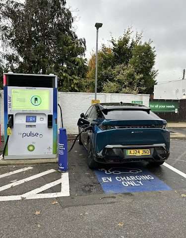 bp pulse Charging Station in Ringwood United Kingdom of Great Britain and Northern Ireland