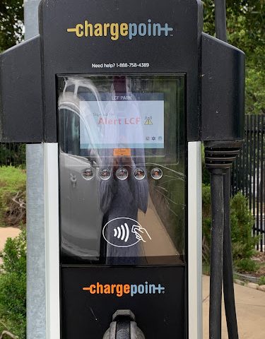 ChargePoint Charging Station in La Cañada Flintridge California