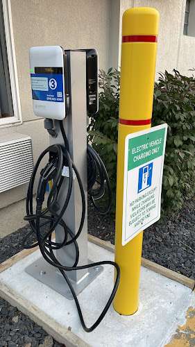 ViaLynk Charging Station EV Charging Station at 601 Main St