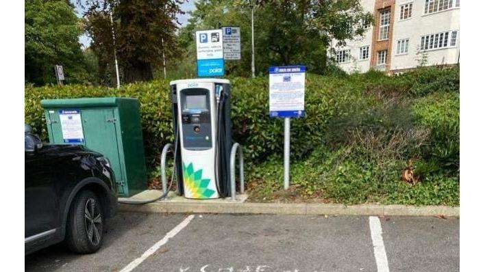 bp pulse Charging Station EV Charging Station at Toby Carvery Snaresbrook