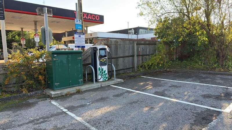 bp pulse Charging Station EV Charging Station at White Hart Hotel