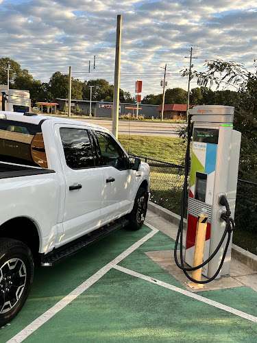 ChargePoint Charging Station EV Charging Station at 14205 GA-17