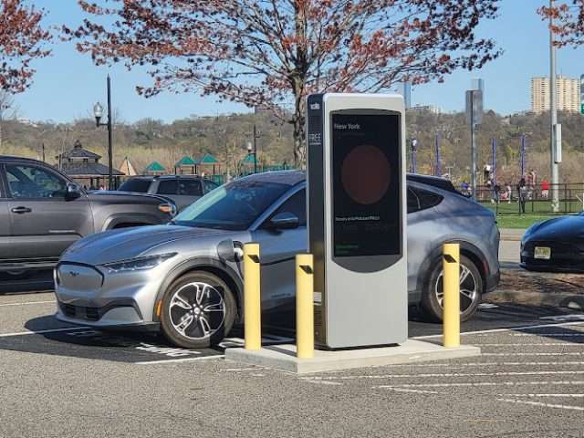 Shell Recharge Charging Station in Leonia New Jersey