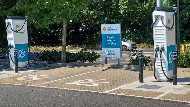 Shell Recharge Charging Station EV Charging Station at York Rd