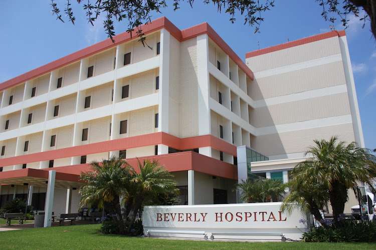 Beverly Hospital Emergency Room EV Charging Station at 309 W Beverly Blvd