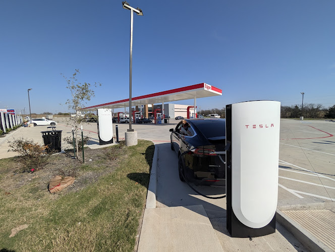 Tesla Supercharger EV Charging Station at 12016 I-35