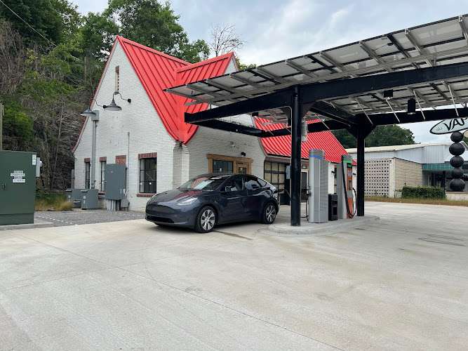 Franklin Charging Station EV Charging Station at 130 Crest St