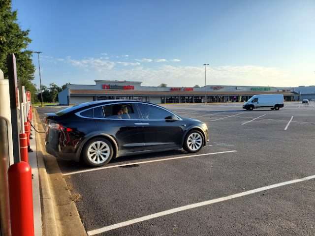 Tesla Supercharger in Albany Georgia