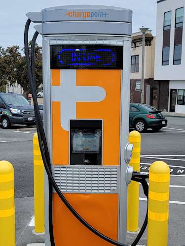 ChargePoint Charging Station EV Charging Station at 207 16th St