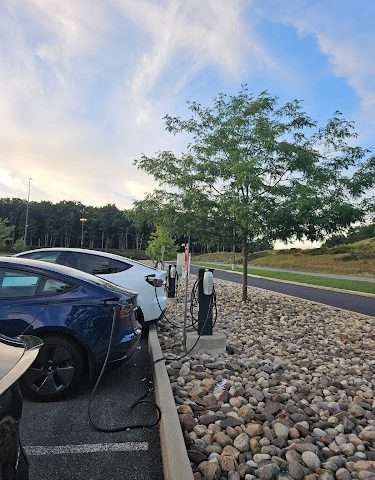 Tesla Destination Charger in Pocono Manor Pennsylvania