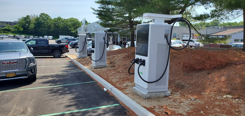 Autel Charging Station EV Charging Station at 440 Middle Country Rd