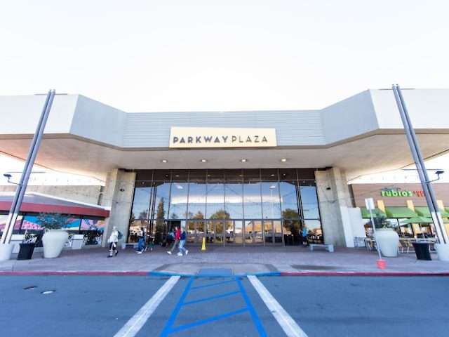 Parkway Plaza in El Cajon California