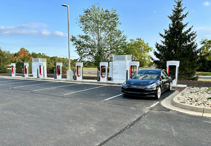 Tesla Supercharger EV Charging Station at Chesapeake Overlook Pkwy #1201