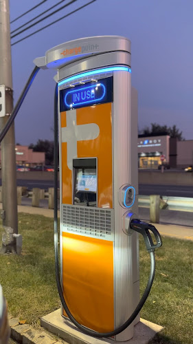 ChargePoint Charging Station EV Charging Station at 1099 US-22