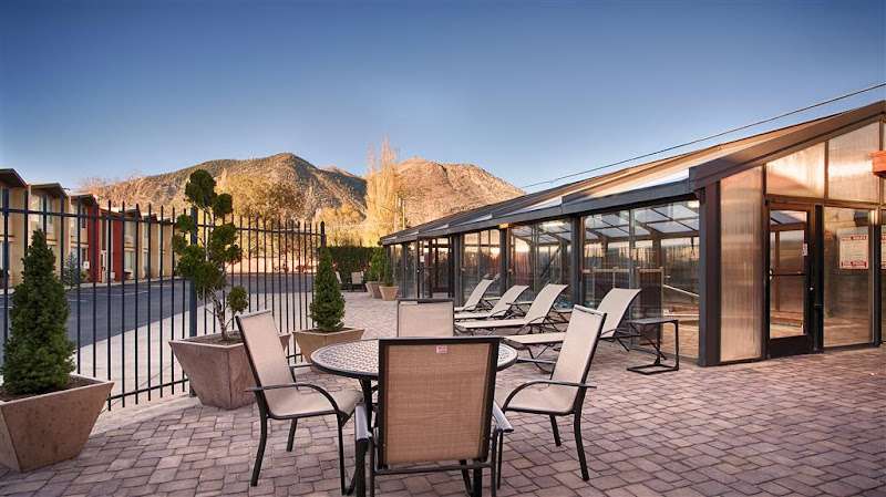 Best Western Pony Soldier Inn & Suites EV Charging Station at 3030 E Rte 66