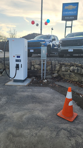 EV Connect Charging Station EV Charging Station at 1 US-46