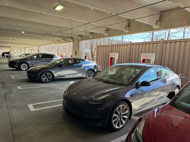 Tesla Supercharger EV Charging Station at Red Apple Ct #498