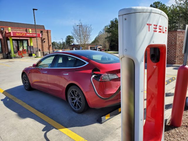 Tesla Supercharger in Henderson North Carolina