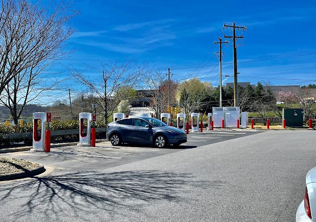 Tesla Supercharger in Asheville North Carolina