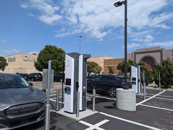Electrify America Charging Station EV Charging Station at 1901 Northwest Expy
