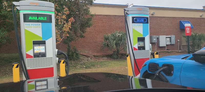 ChargePoint Charging Station EV Charging Station at 1215 US-82