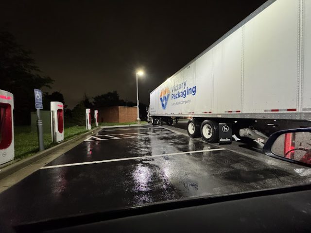 Tesla Supercharger in Elkridge Maryland