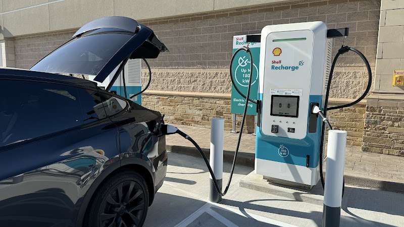 Shell Recharge Charging Station EV Charging Station at 1001 FM1764