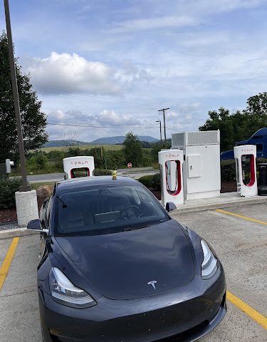 Tesla Supercharger in Claysburg Pennsylvania