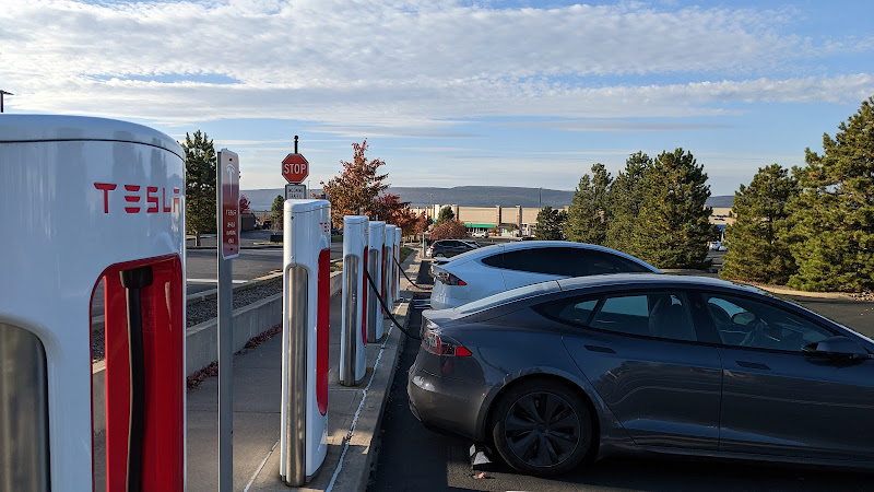 Tesla Supercharger EV Charging Station at 1035 Shoppes Blvd
