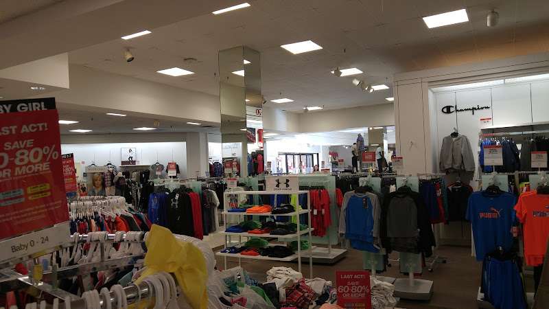 Macy's EV Charging Station at 590 W Hillcrest Dr