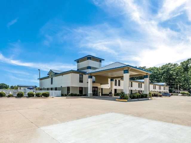Quality Inn Jacksonville near Little Rock Air Force Base in Jacksonville Arkansas