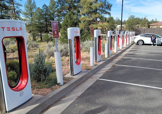 Tesla Supercharger in Grand Canyon Village Arizona