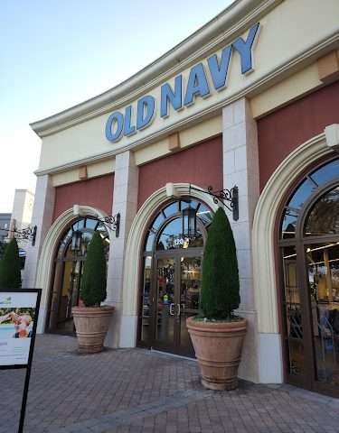 Bella Terra Mall in Huntington Beach California