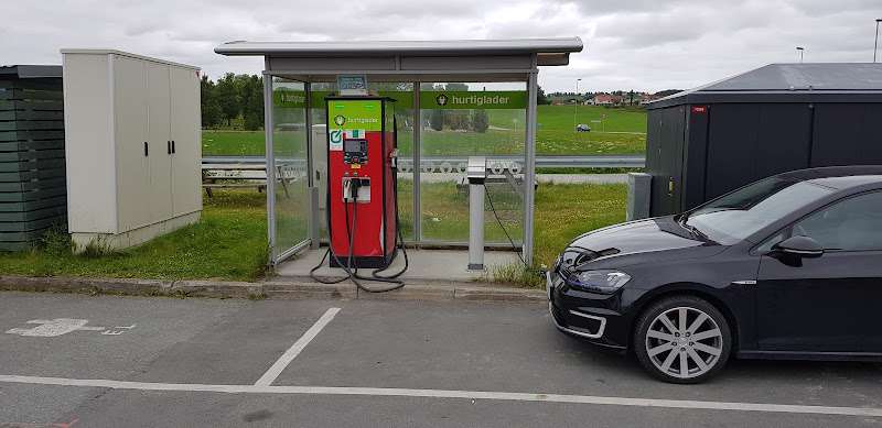 Circle K Charging Station EV Charging Station at Heimdalsvegen 211