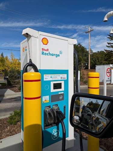 Shell Recharge Charging Station EV Charging Station at 9431 149 St