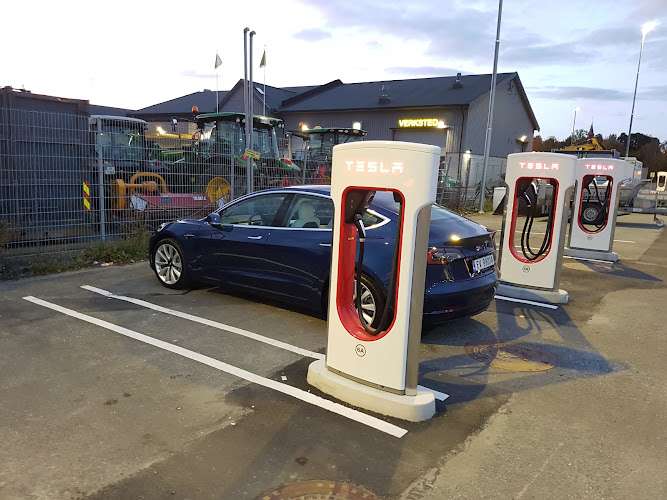 Tesla Supercharger EV Charging Station at Søravegen 4
