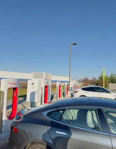Tesla Supercharger in Mechanicsburg Pennsylvania