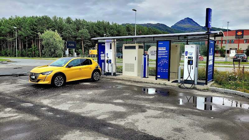 Ishavsveien Charging Station EV Charging Station at Sentrum 32