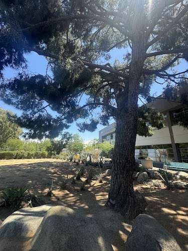 Kaiser Permanente Stockdale Medical Offices EV Charging Station at 3501 Stockdale Hwy