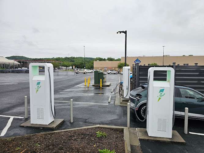 Electrify America Charging Station EV Charging Station at 13249 Lee Hwy