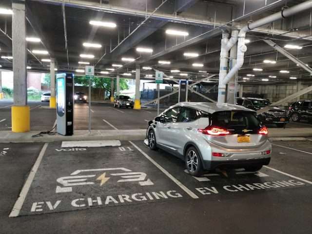 Shell Recharge Charging Station in Dobbs Ferry New York