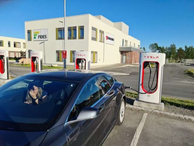 Tesla Supercharger in Stjørdal Norway 7503