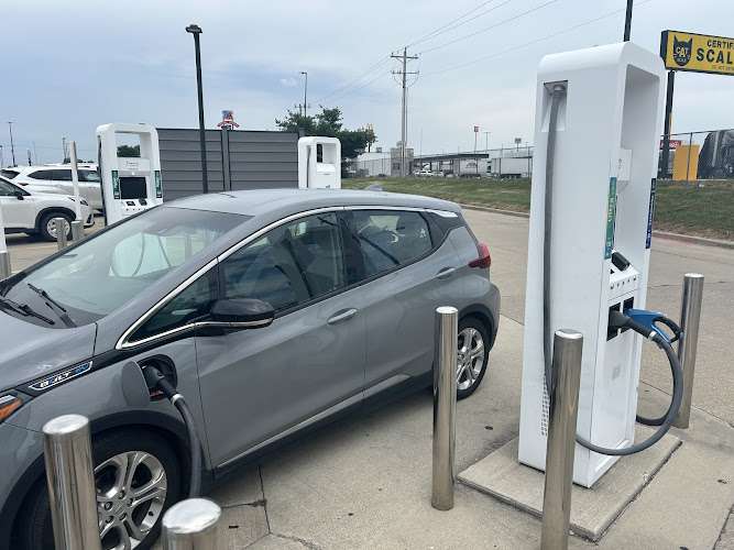 Electrify America Charging Station EV Charging Station at 110 Davidson Ave