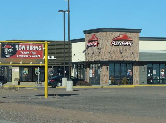 Pizza Hut in Holbrook Arizona