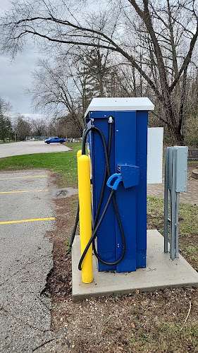 FLO Charging Station EV Charging Station at 1724 Mosley St